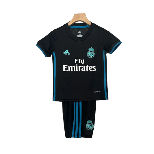 Real Madrid Retro 2017 - 2018 Kids' Stylish Away Premium Football Jersey - A Nostalgic Choice for Young Fans