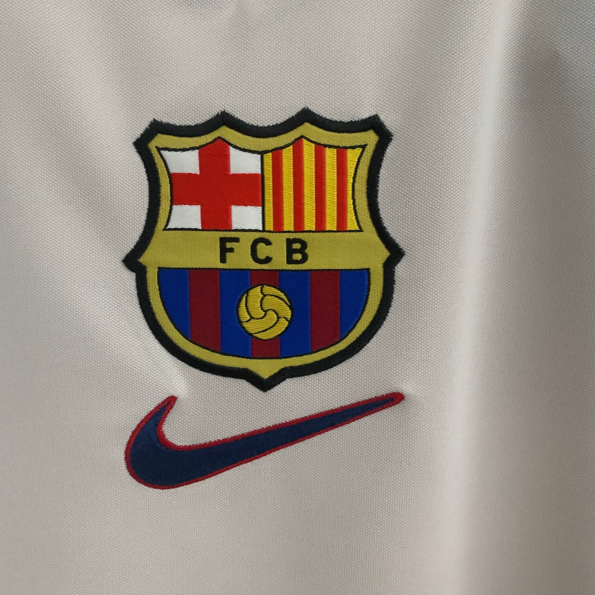 Retro Barcelona 98 - 99 Premium Away Football Jersey SuperjerseysTK