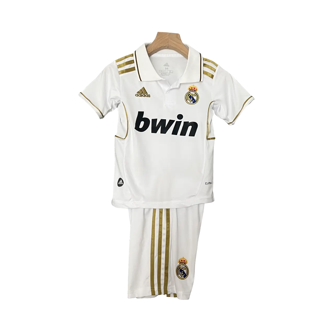 Spain 2011/12 Real Madrid Kids' Iconic Home Premium Football Jersey - A Classic for Young Fans