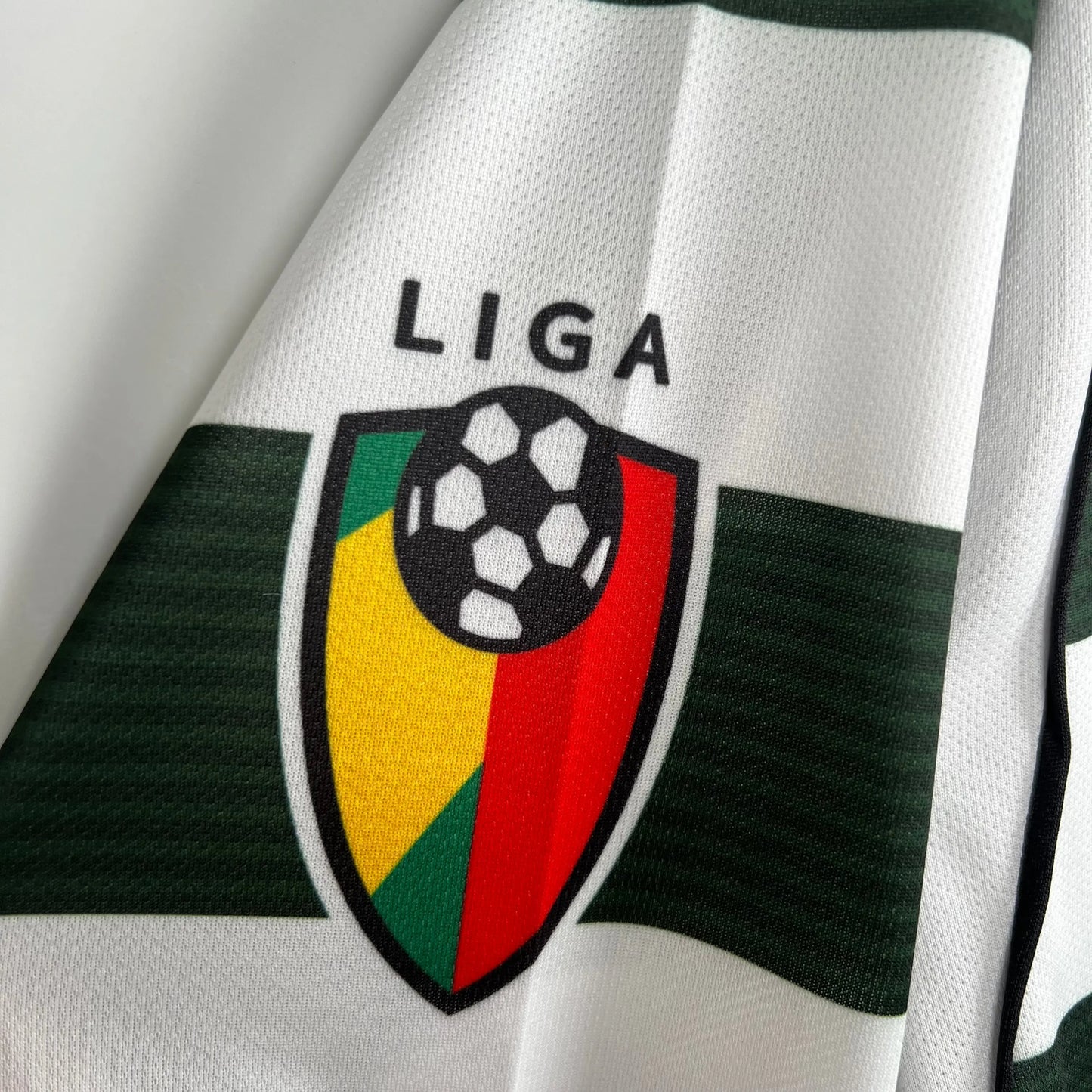 Sporting Lisbon Retro Long Sleeve 2001/03 Home Football Jersey SuperJerseysTK