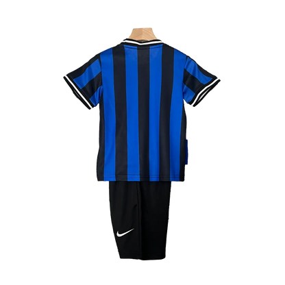 Italy Inter Milan 2009/10 Kids' Iconic Home Premium Football Jersey - A Timeless Treasure for Young Fans SuperJerseysTK