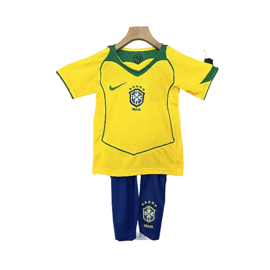 Brazil Retro 2004 Kids' Classic Home Premium Football Jersey - A Nostalgic Treasure for Young Fans